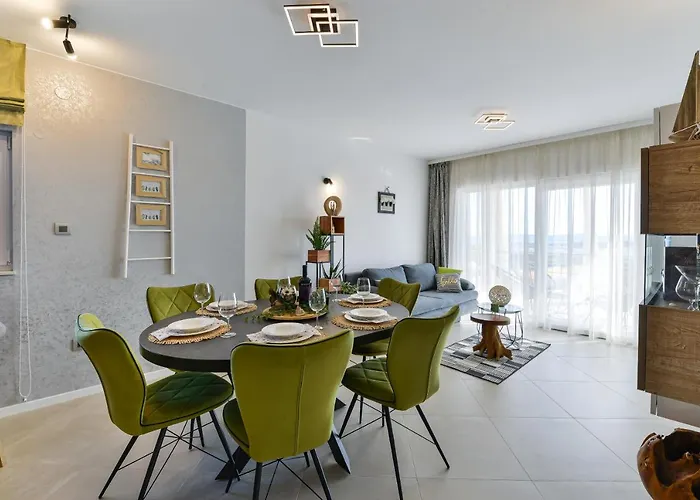 Porta Maris زادار